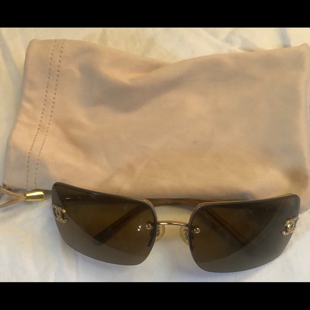 Chanel women Sunglasses